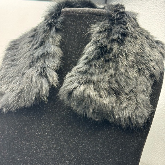 Tory Burch black rabbit hair accessory removable collar with buttons - Picture 1 of 7